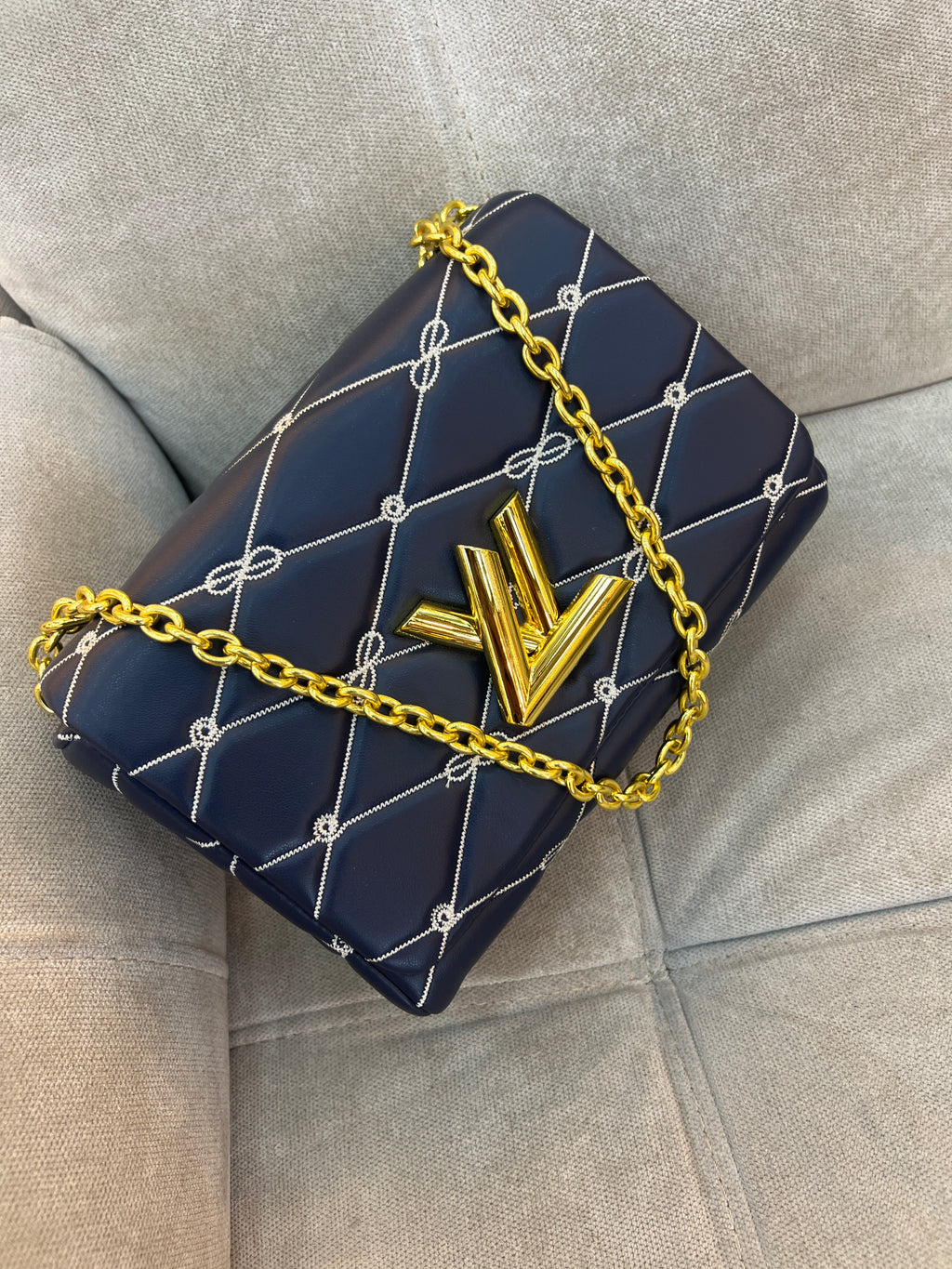 louis vuitton LV reasonable