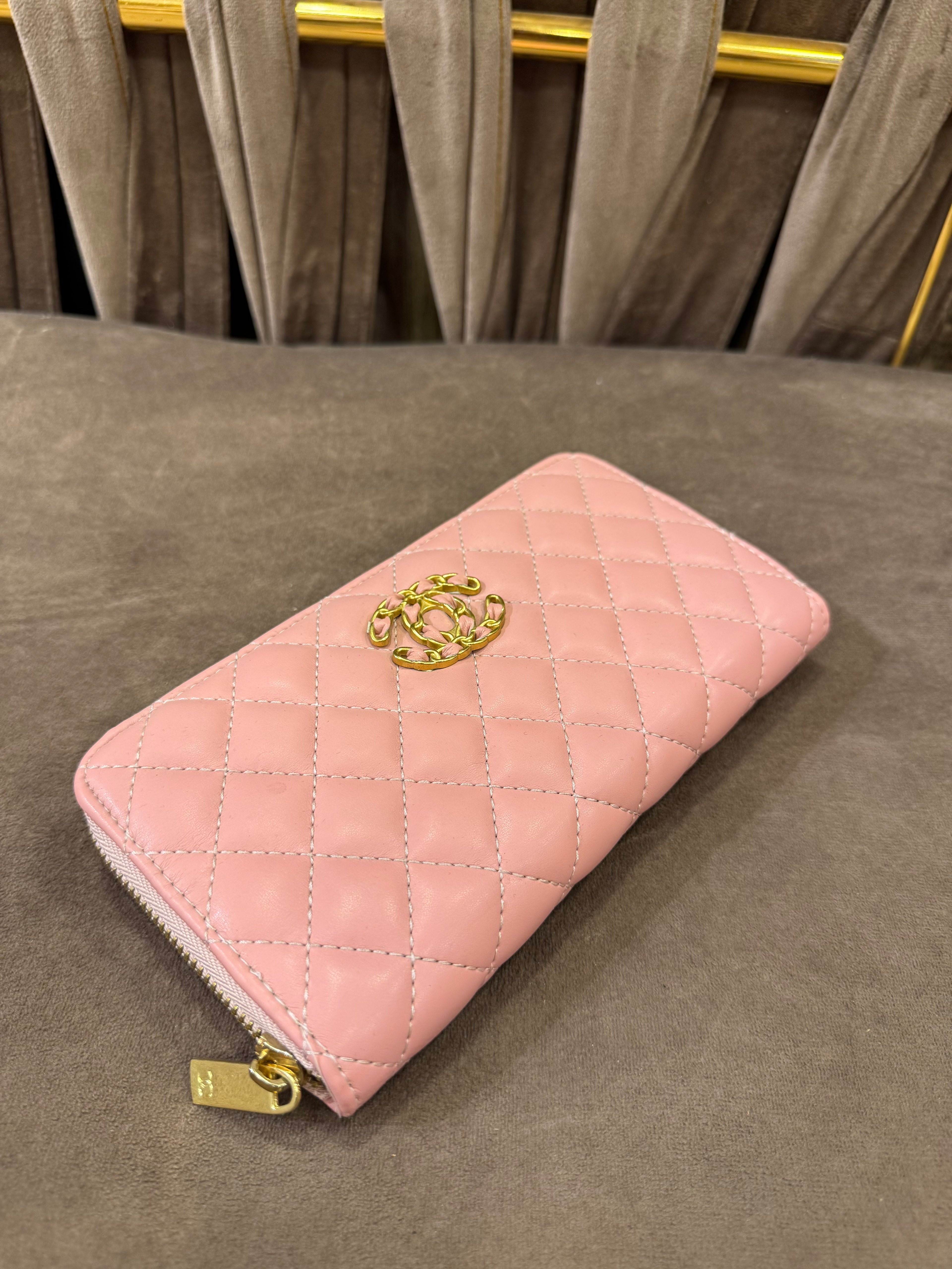 CHANEL