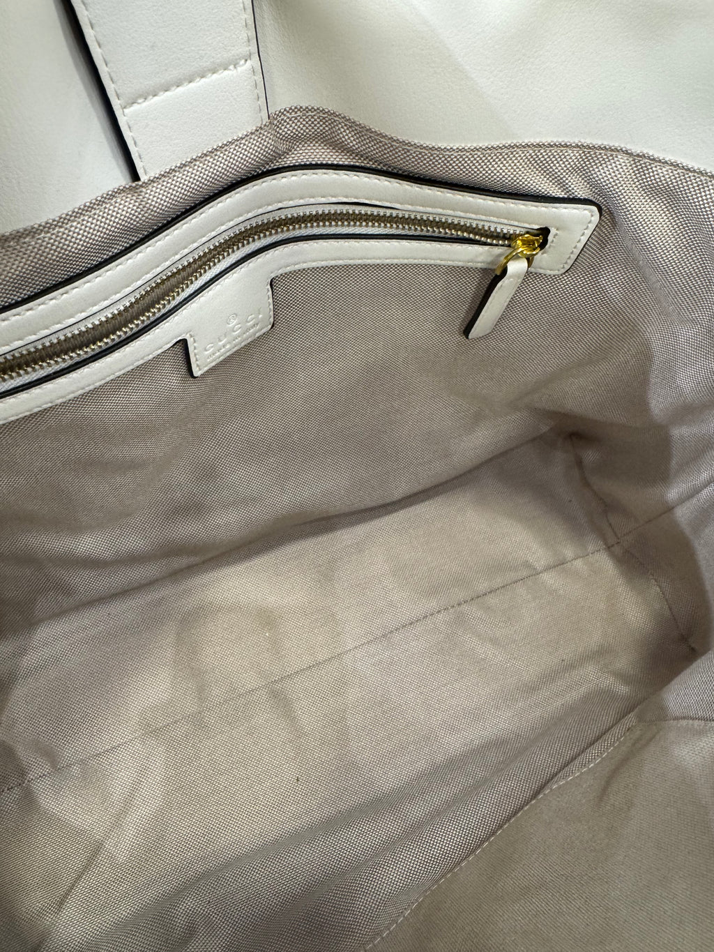Gucci Matelassé Medium Tote Bag