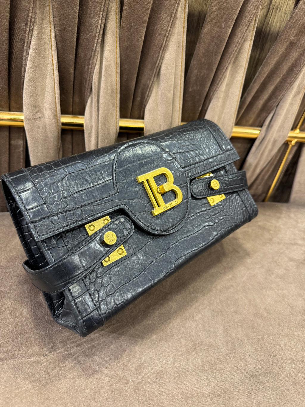 Balmain B-Buzz 23 clutch bag