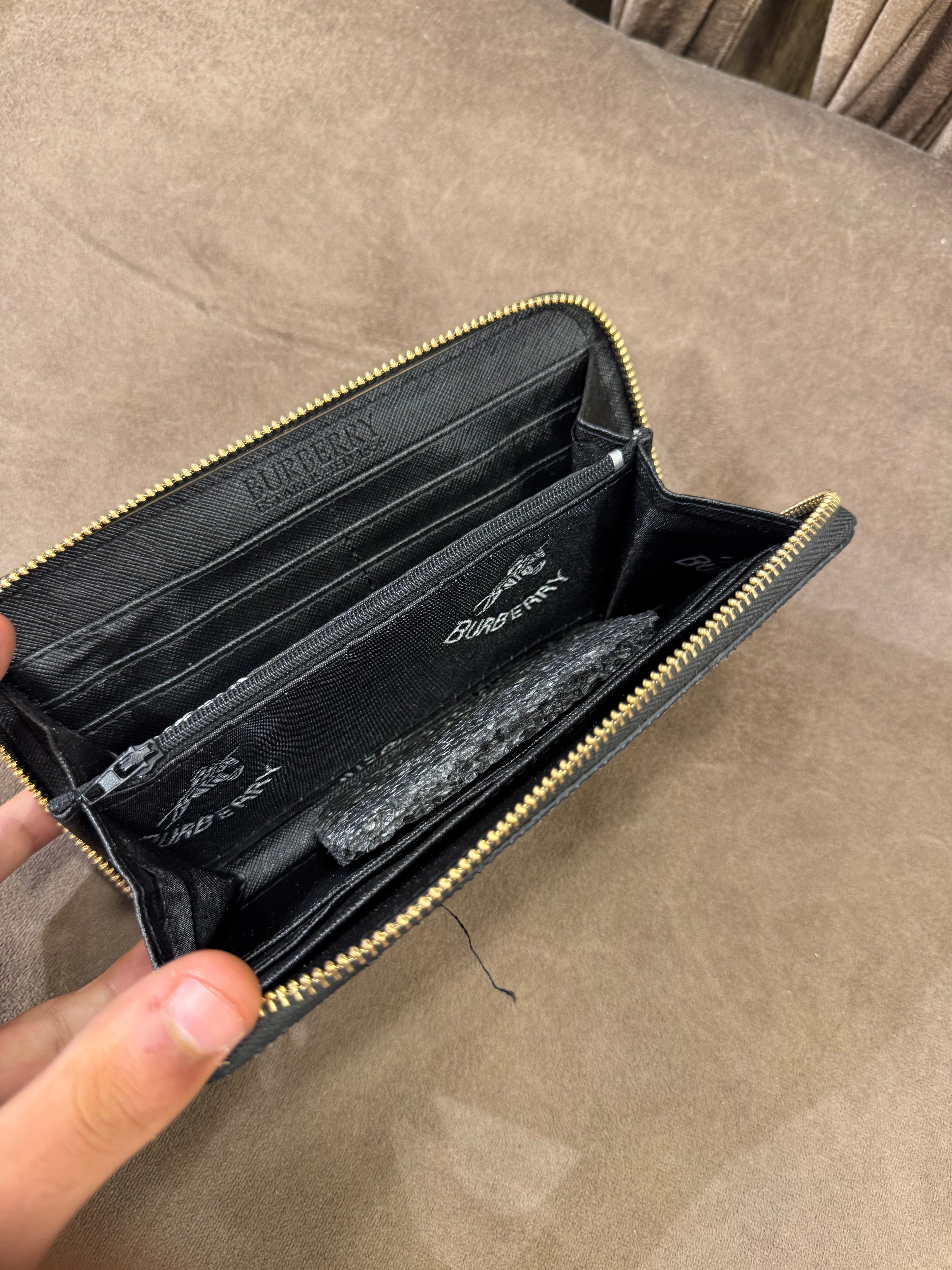 BURBERRY