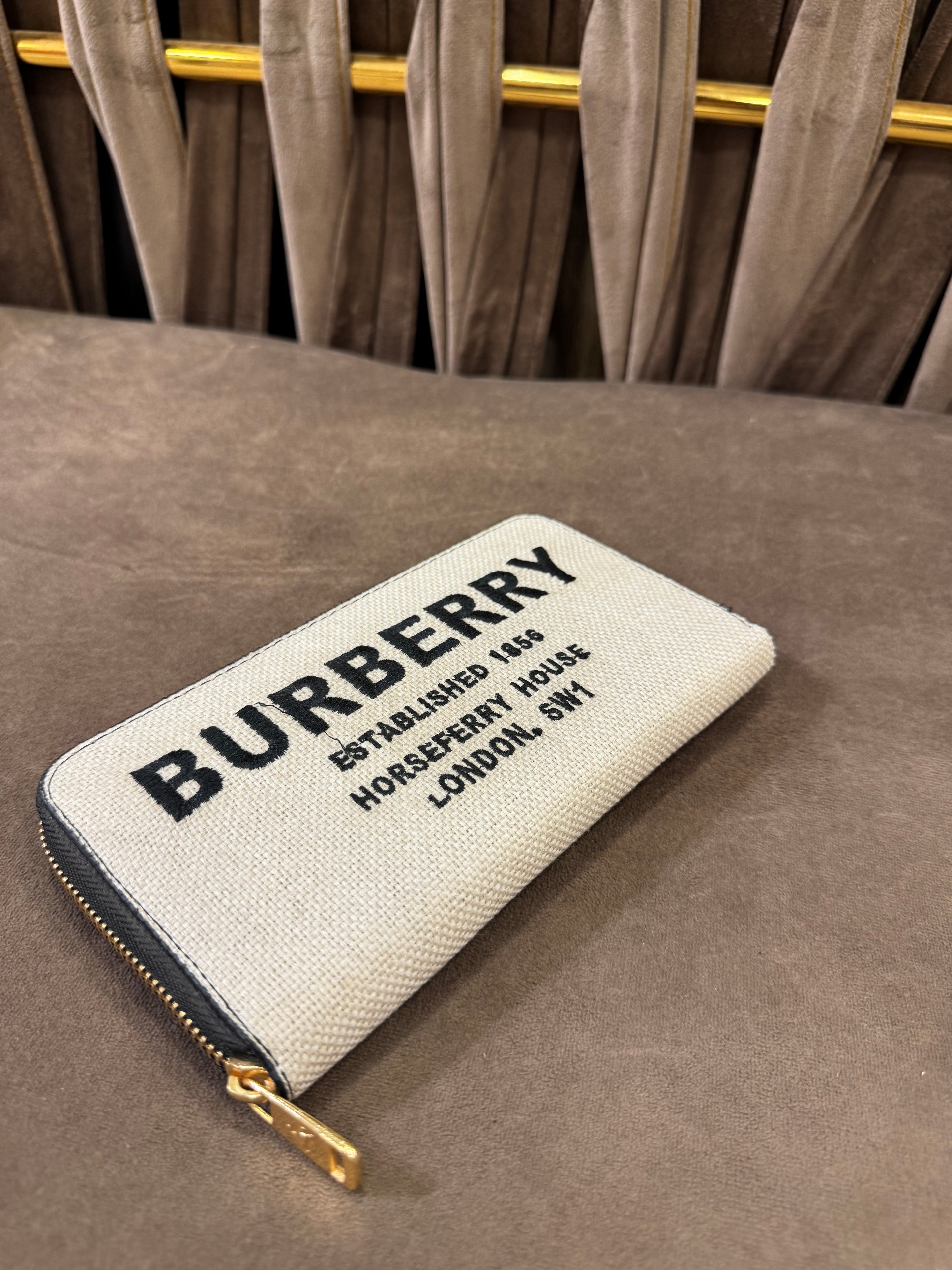 BURBERRY