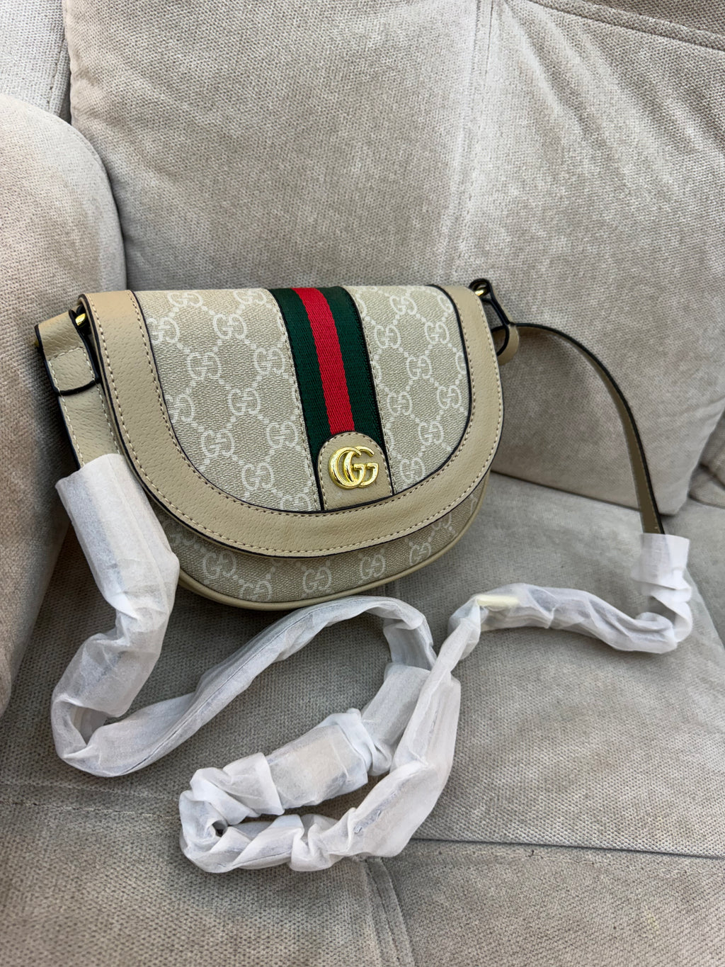 Gucci Mini Ophidia shoulder bag