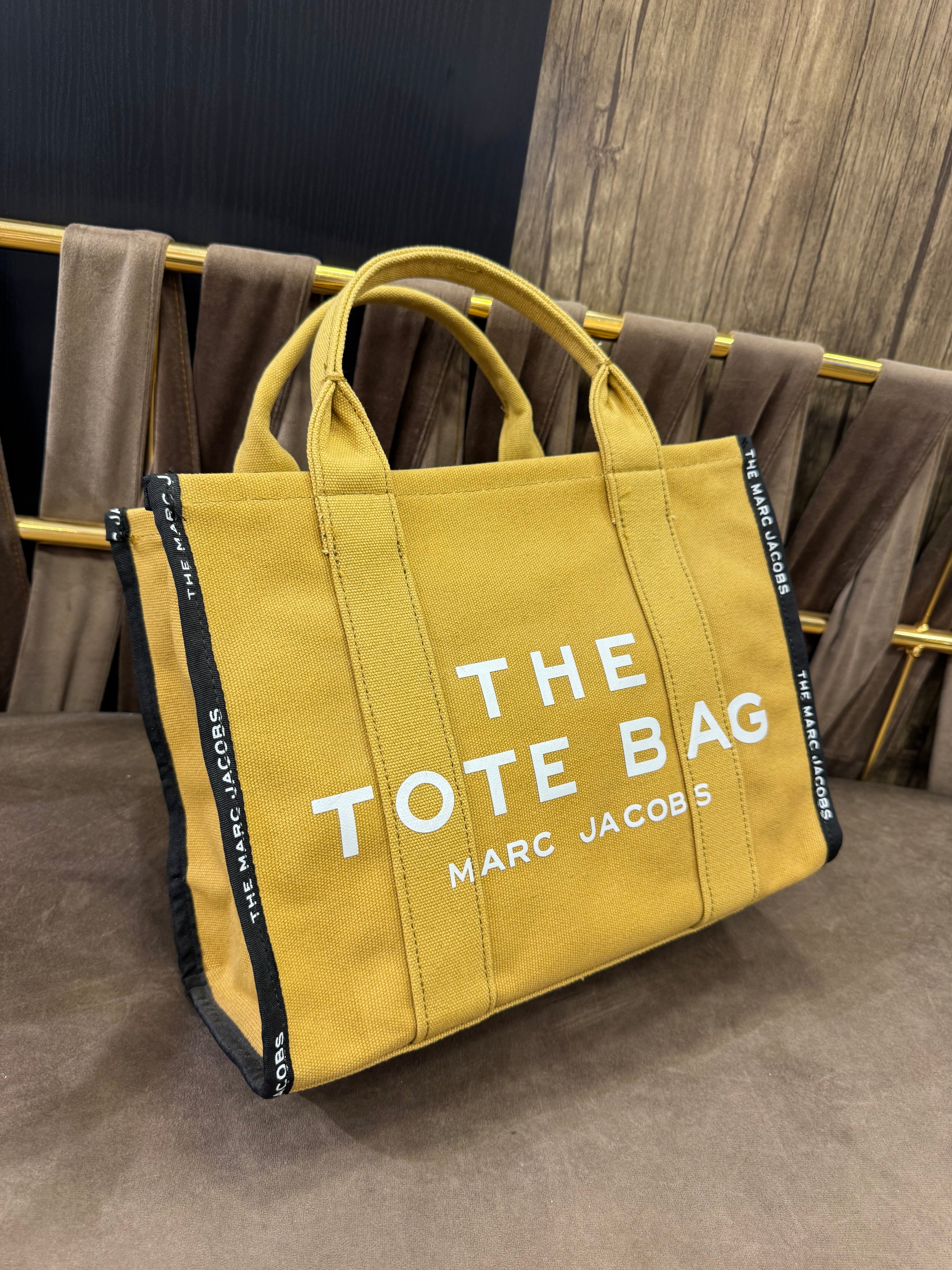 Marc Jacobs The Tote Bag