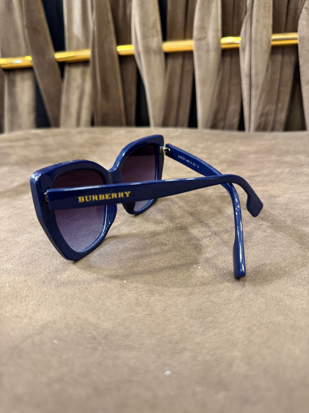 BURBERRY