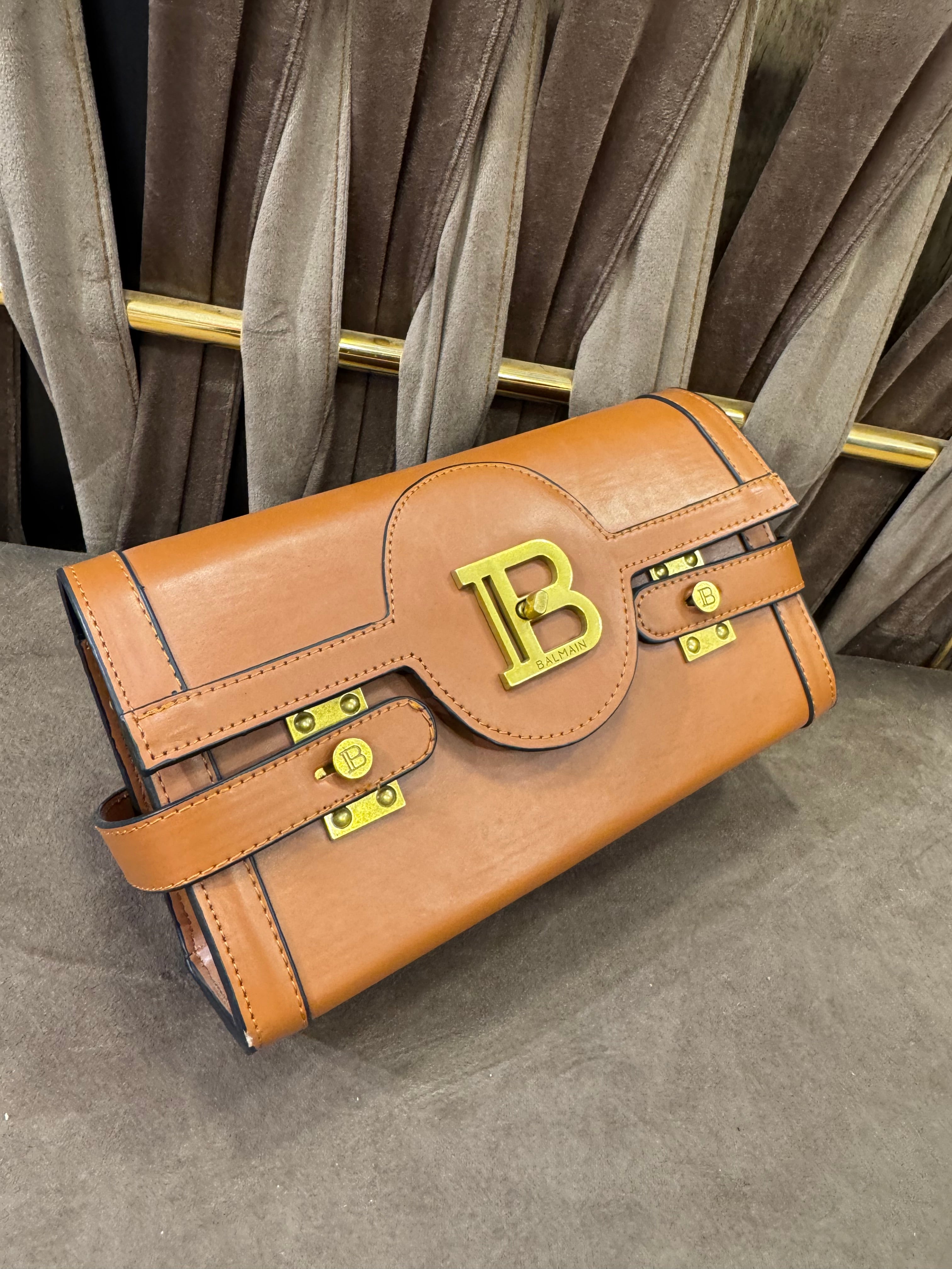 Balmain B-Buzz 23 clutch bag