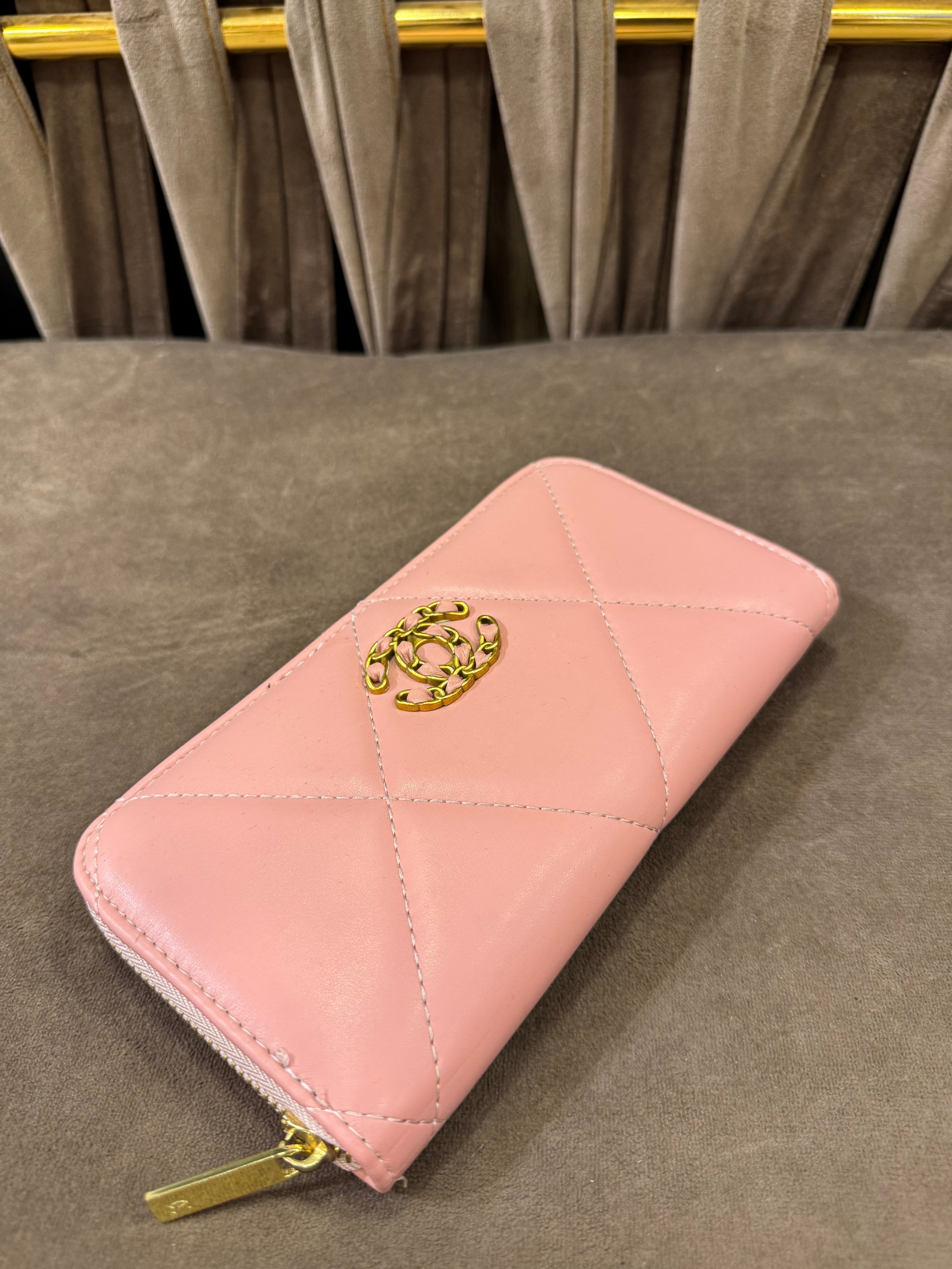 CHANEL