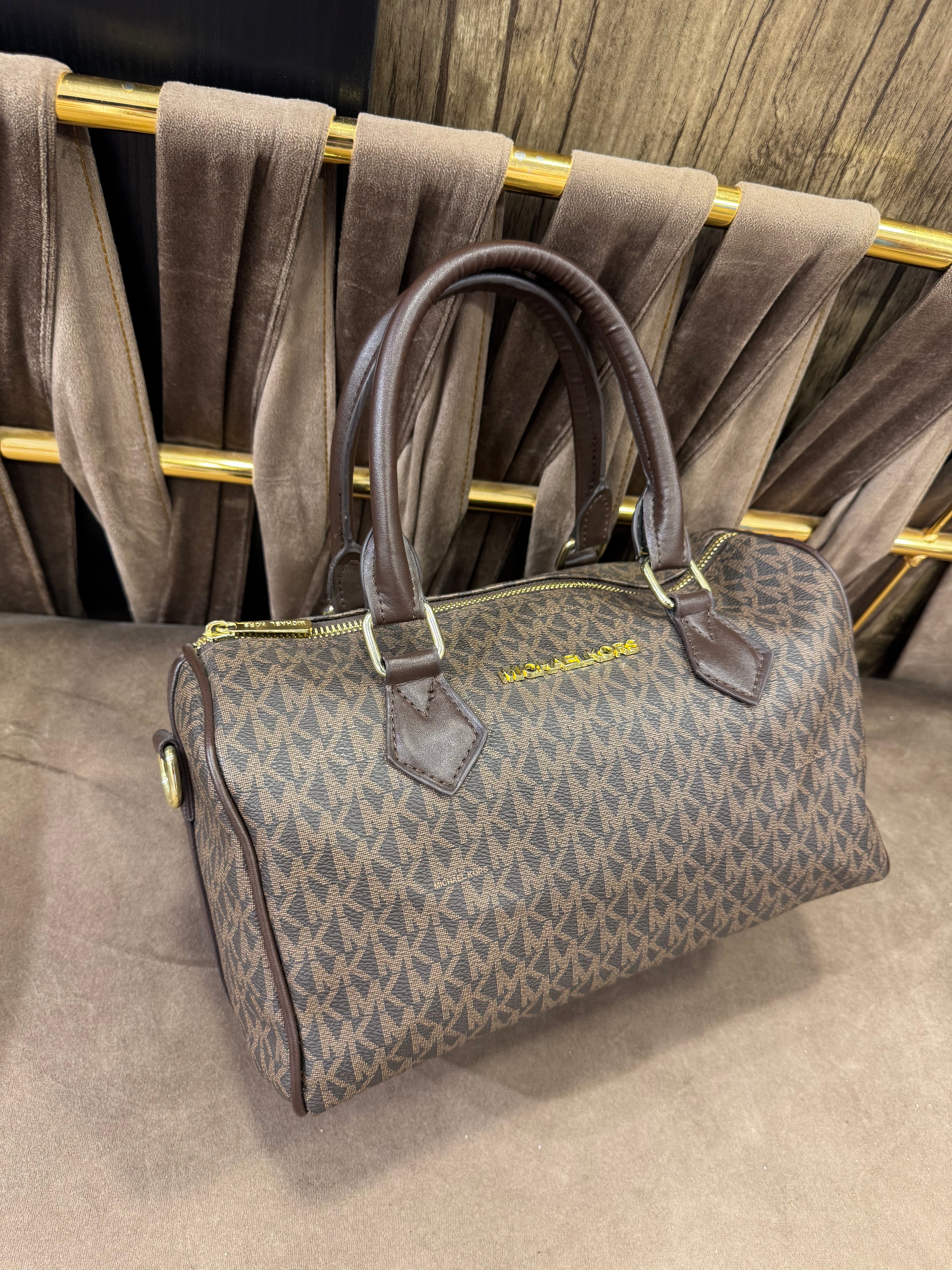 Michael Kors Hayes Duffle Bag
