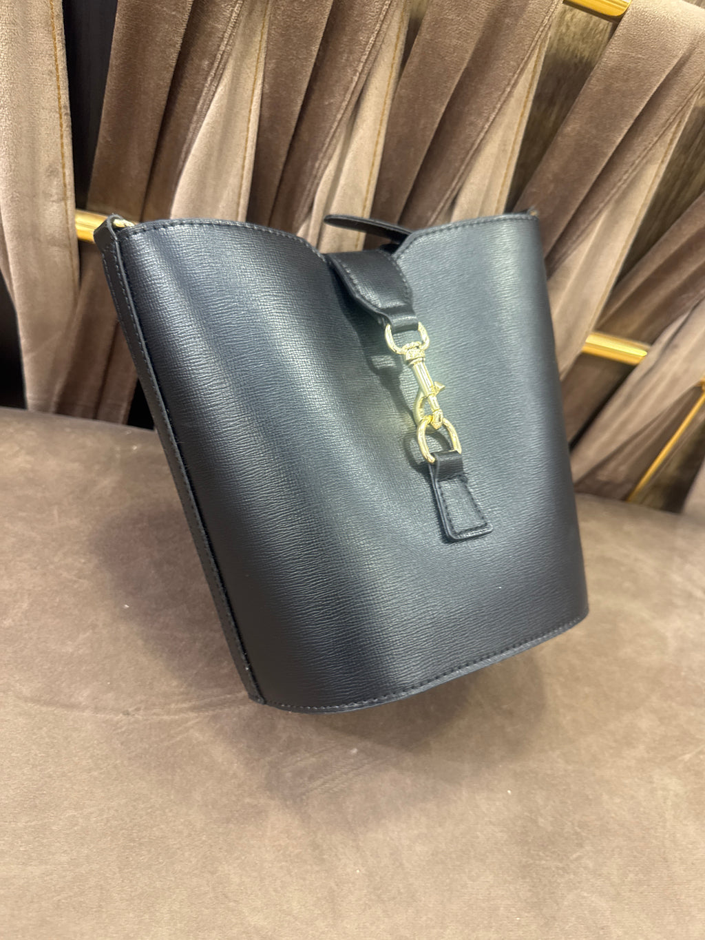 Gucci Jackie bucket bag