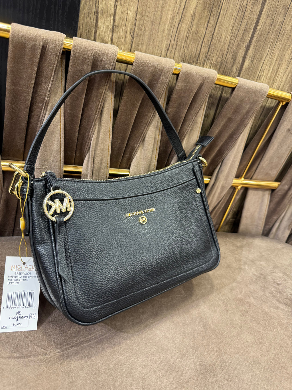 Michael Kors Jet Set Charm crossbody bag