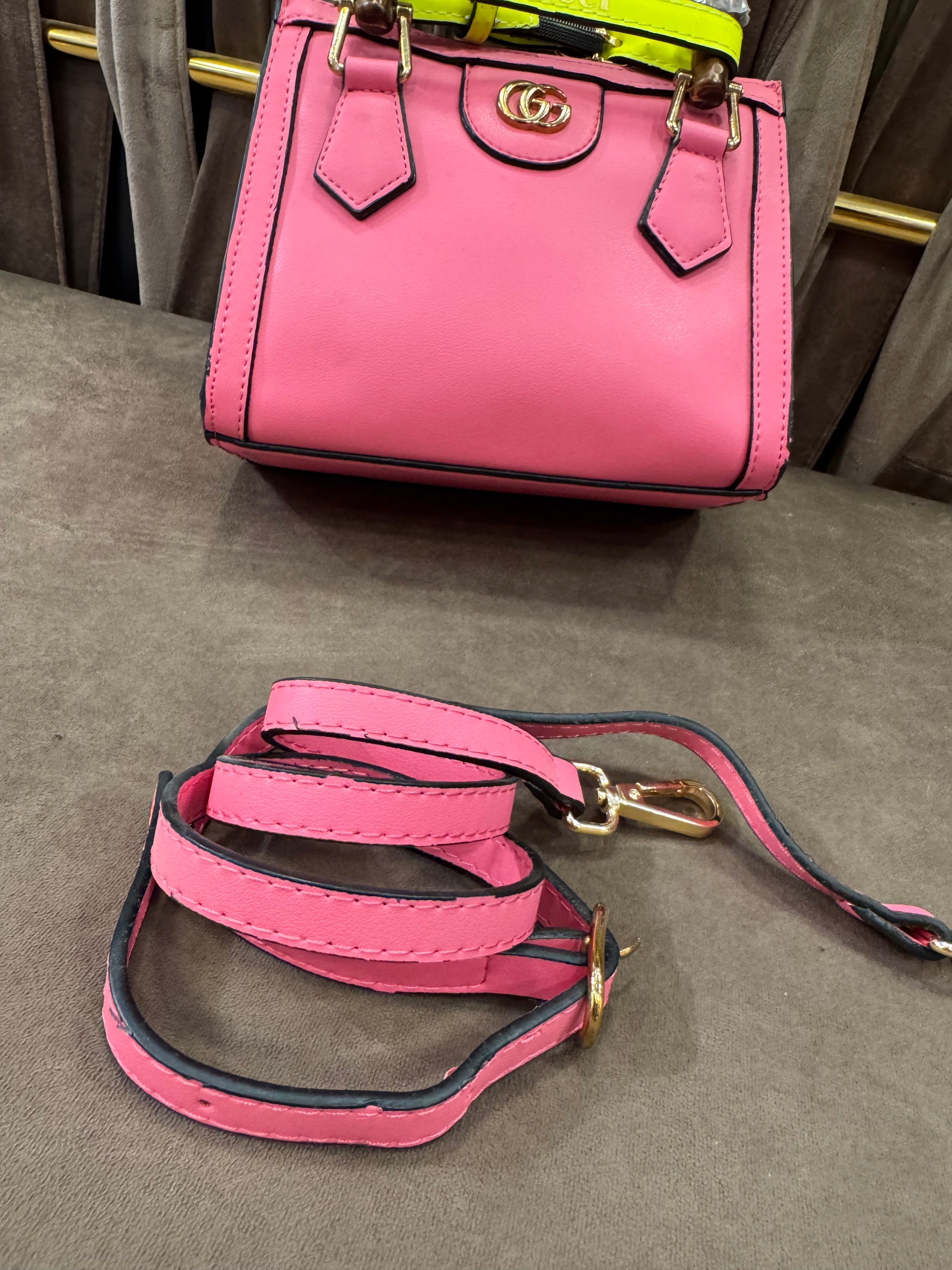 Gucci Diana Mini top-handle bag f