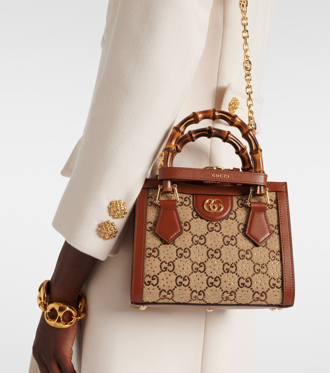 Gucci diana mini GG canvas bag