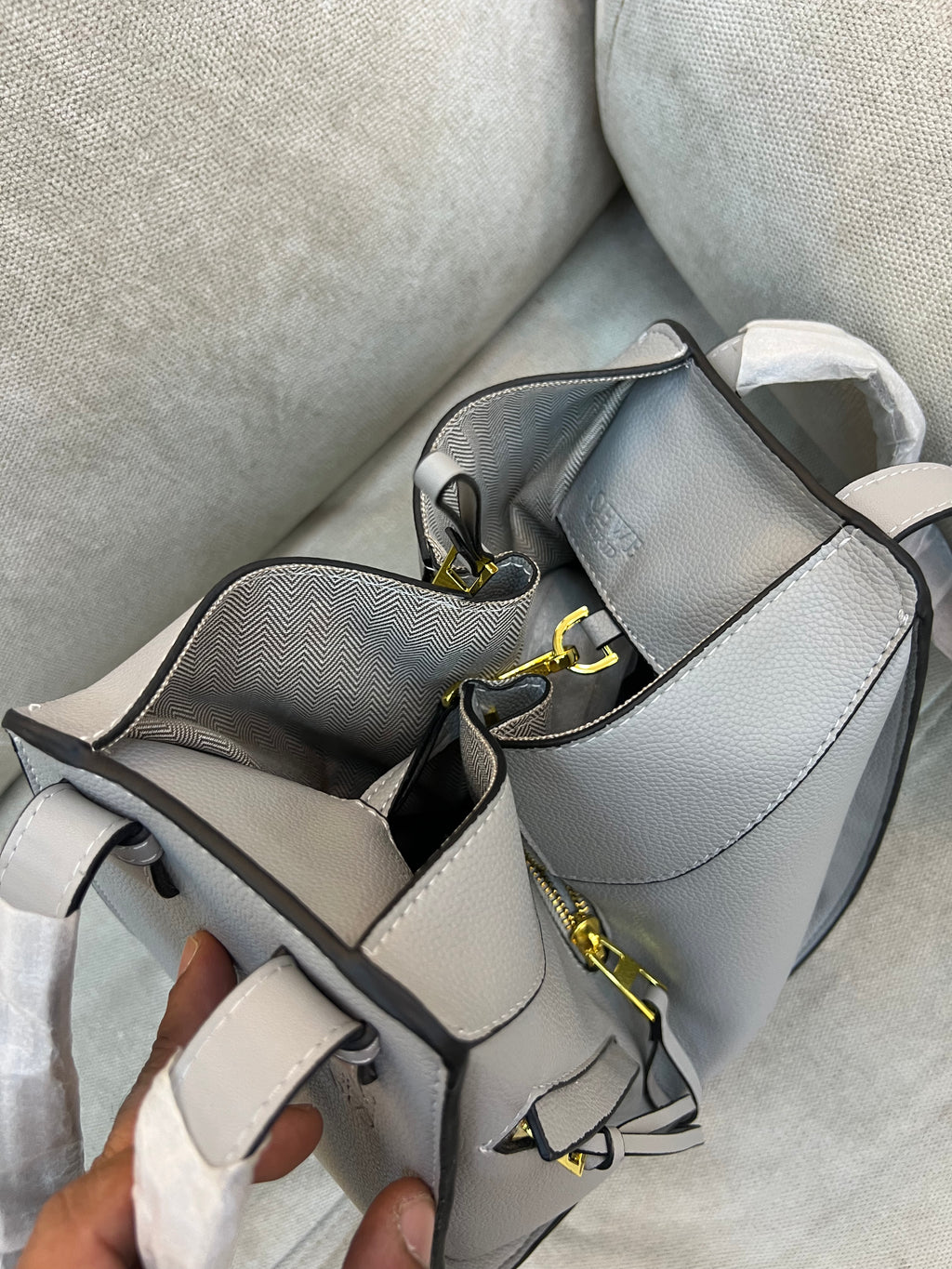 Loewe Hammock Compact bag