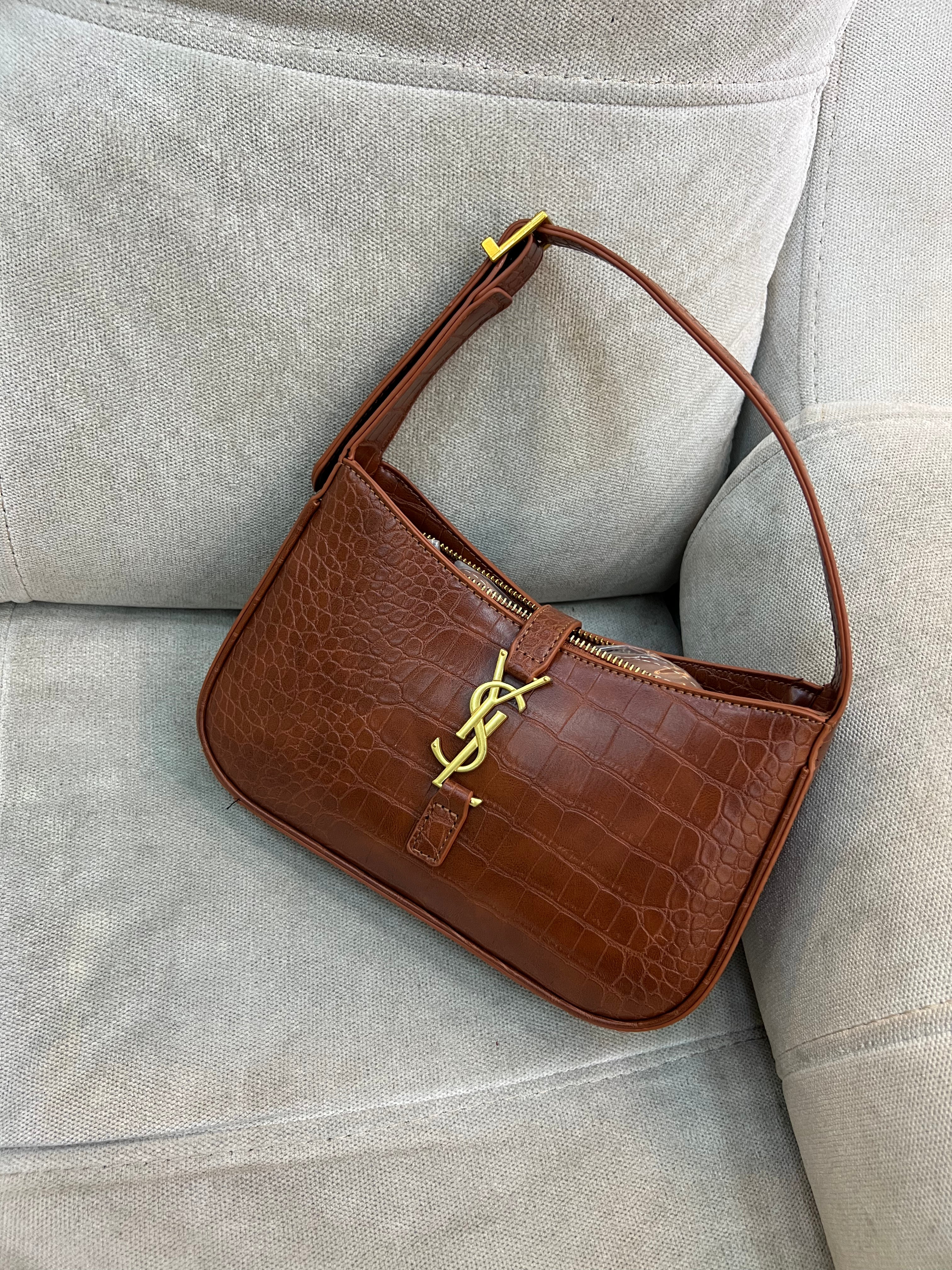 YSL Le 5 a 7 hobo bag crocodile