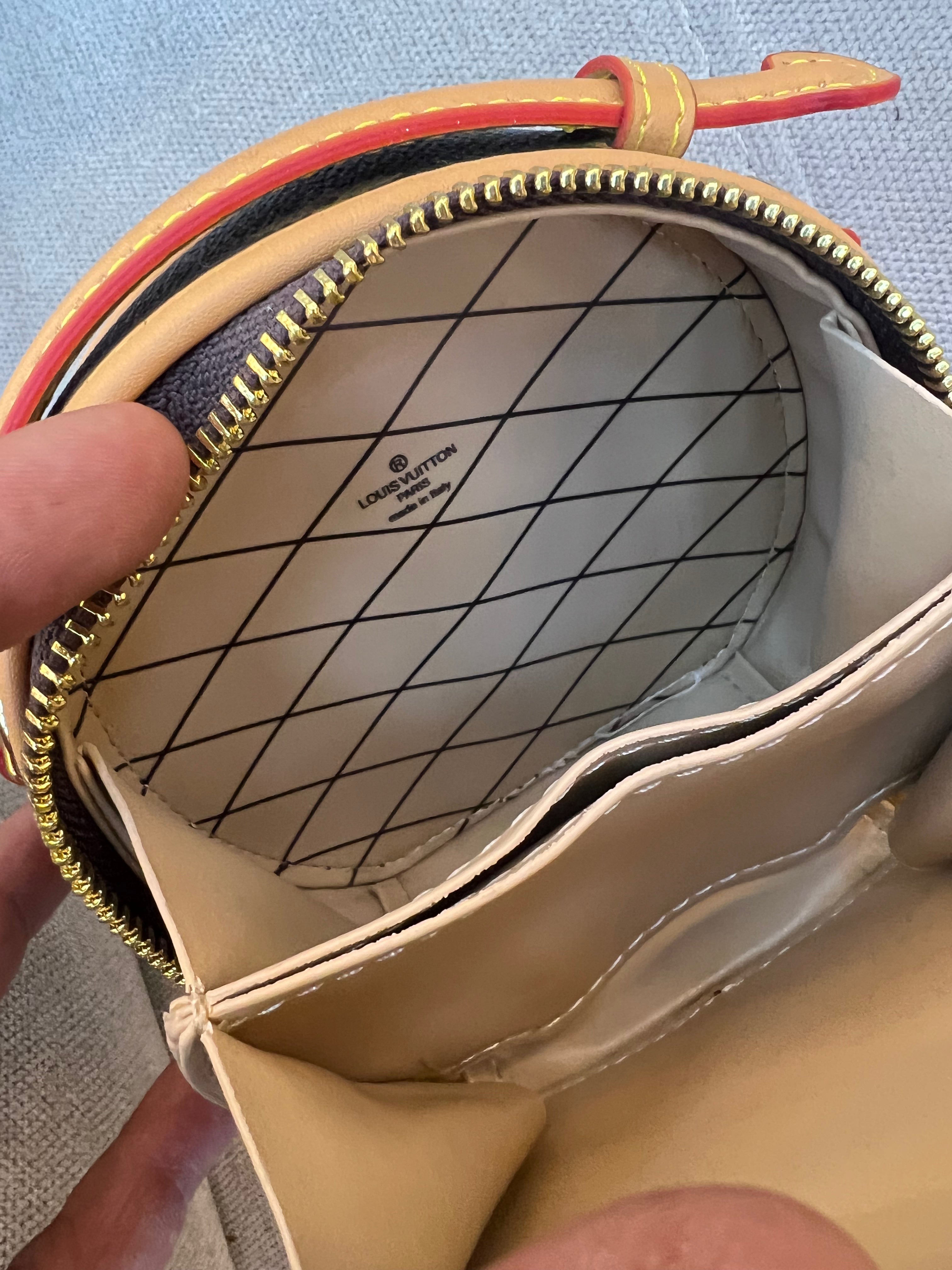 louis vuitton LV Mini Boite Chapeau